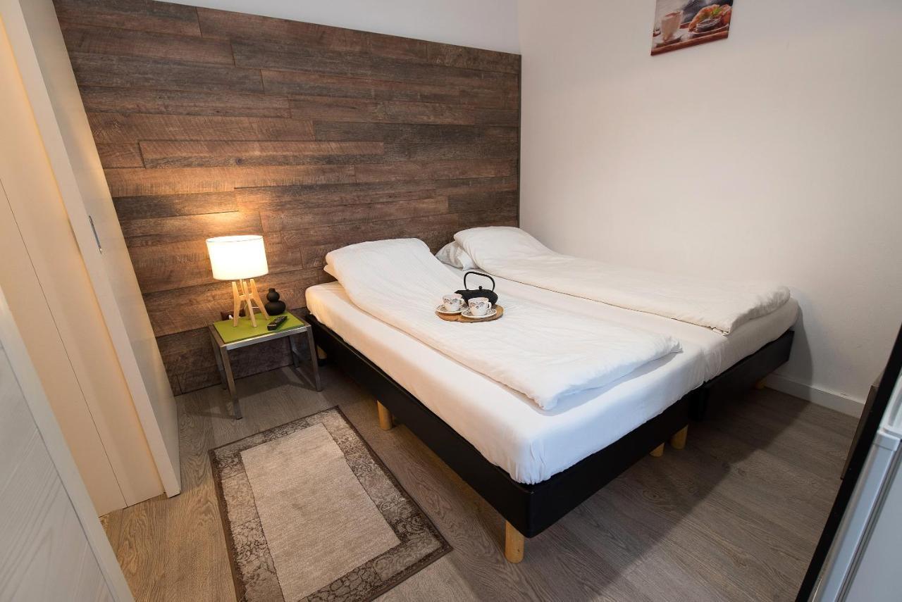 Ultra Central Bohemian Apartment 1 Kolozsvár Kültér fotó